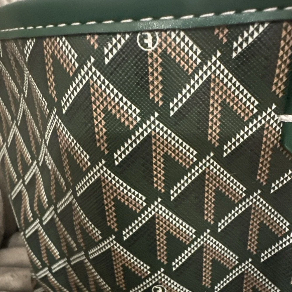 Women's Green Logo Mini Tote Bag Open Top Double Handles White Stitch Geometric